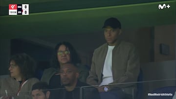 El Bernabéu silba... ¡a Mbappé!