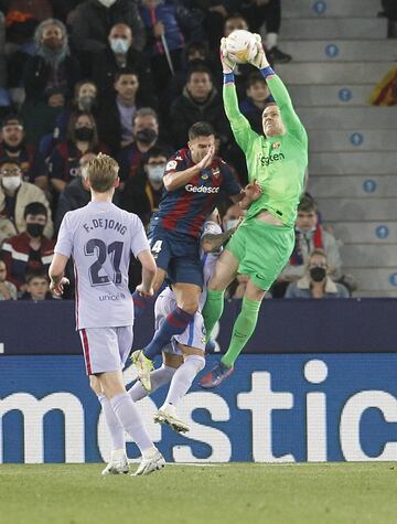 Ter Stegen y Rober Pier.



