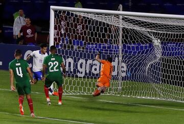 Los dirigidos por Tite ganaron en el partido inaugural de la Copa América con anotaciones de Coutinho, en dos oportunidades, y Everton.