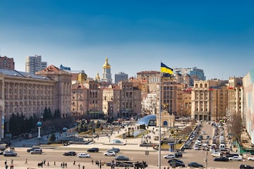Comida: desde las 13:00 hasta las 15:00 horas | Cena: desde las 19:00 hasta las 20:00 horas. En la foto, una panorámica de la ciudad de Kiev. 

 