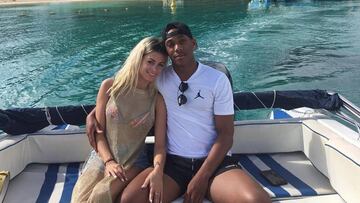 Anthony Martial pide disculpas p&uacute;blicamente a su novia por sus mensajes a otra mujer.