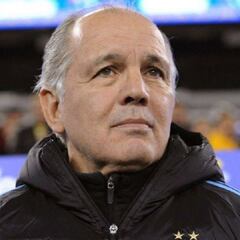 El exseleccionador argentino Alejandro Sabella fue internado de urgencia