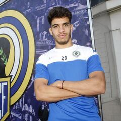 Carmelo: "En nuestra cabeza está que Abde se queda"