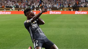Vinicius celebró así el 0-1 ante el Salzburgo.
