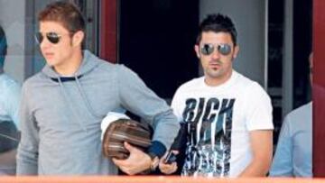 <b>DOS BAJAS. </b>Joaquín y David Villa estarán unas tres semanas de baja tras lesionarse en Santander.