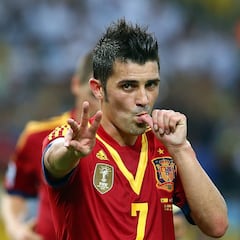 Villa: “Julián es el delantero total”