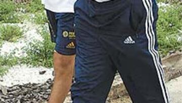 <b>EXPLICACIONES</b>. Por la mañana, Luis comunicó su decisión a Raúl.