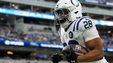 The Indianapolis Colts turned the power off on the Los Angeles Chargers at the SoFi Stadium.