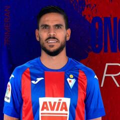 Oficial: el Eibar apuntala la medular con el fichaje de Recio