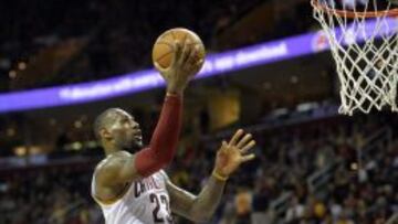 LeBron, como Jordan y Kareem: 700 seguidos con +10 puntos