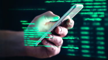 Revelan el mayor peligro de la seguridad informática y todos lo tenemos en casa: los hackers pueden espiar tu pantalla