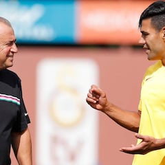 Falcao compara pasión de los turcos con los sudamericanos