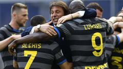 El delantero colombiano que reemplazaría a Alexis en Inter