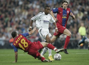 El Steaua de Bucarest hizo su primera aparición de manera oficial en noviembre de 2006. Previamente lo había hecho en el Trofeo Santiago Bernabéu 20 años antes, en 1986, cuando lo hicieron como campeones de Europa tras derrotar al Barcelona en Sevilla en la tanda de penaltis. Los rumanos, entonces, fueron recibidos con aplausos por parte de la afición blanca. En esta ocasión lo hacían de manera oficial, y fueron derrotados por los blancos… por un gol de un jugador suyo, Nicolita, que acabó llorando: cedió a su portero sin ver que estaba alejado de la portería que defendía… 