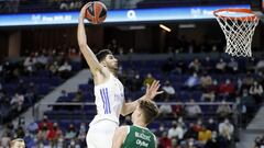 Tristan Vukcevic, antes de machacar sobre Blazevic en la jugada de la noche.