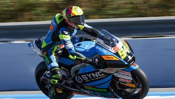 Aldeguer rueda con la Boscoscuro en los test de pretemporada de Moto2 en Jerez.