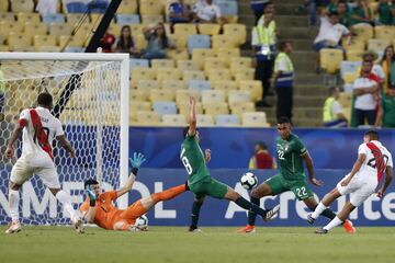 1-3. Edison Flores marc el tercer gol.