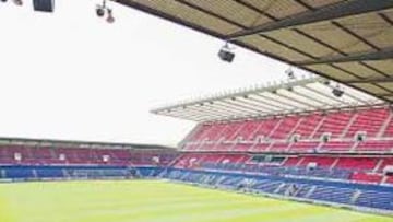 <b>A DELIBERAR. </b>Los socios de Osasuna decidirán si El Sadar pasa a llamarse Reyno de Navarra.