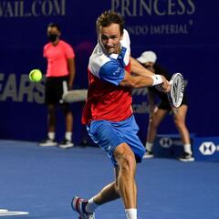 "Medvedev no debería jugar en los Grand Slam"