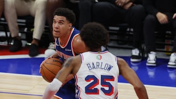 The Knicks came out on top in the pre-season clash of the NBA giants in Abu Dhabi.