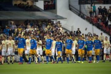 Action photo during the match America vs Tigres UANL, Corresponding To first Leg of the Great Final Tournament Apertura 2016  League BBVA Bancomer MX at Azteca Stadium.

Foto de accion durante el partido America vs Tigres UANL, Gignac abrió el marcador ante un América que jugaba mejor. El francés salió lesionado y el empate del local vino por parte de Bruno Valdez. El campeón se decidirá en el Volcán.