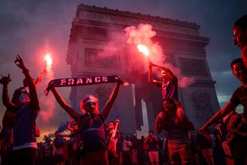 Celebración en las calles de París. 