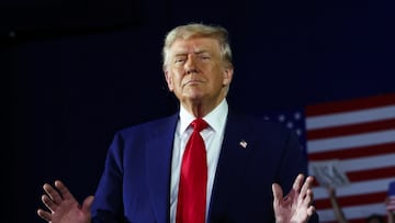 Trump viajó a Michigan para conmemorar sus primeros 100 días en el cargo con un discurso en el que mostró su descontento contra los jueces.