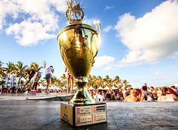 Model Beach Volleyball: torneo de voleibol sólo para modelos