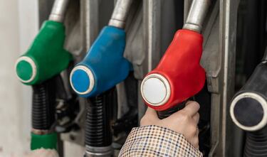Ni por monto, ni a cualquier hora: así debe cargar gasolina para ahorrar más dinero según Profeco 