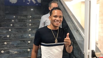 Bacca pasa la revisión médica y volverá a vestir de amarillo