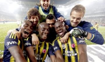 El Fenerbahce campeón de la Liga turca