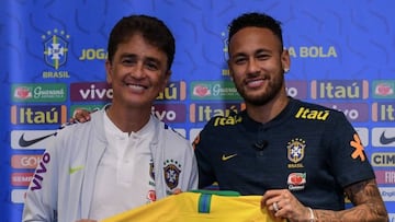 Neymar: "Todos saben que en verano quise irme, pero ahora estoy feliz en mi club"
