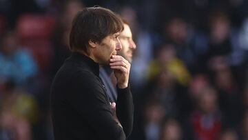 Antonio Conte, entrenador del Tottenham, durante el partido ante el Southampton.