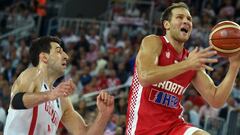 Bojan Bogdanovic ante Tornike Shengelia.