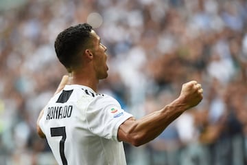 Soccer Football - Serie A - Juventus v U.S Sassuolo - Allianz Stadium, Turin, Italy - September 16, 2018  Juventus' Cristiano Ronaldo celebrates scoring their second goal  