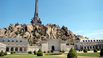 El Valle de Cuelgamuros, anteriormente conocido como Valle de los Caídos, se encuentra a pocos kilómetros de San Lorenzo del Escorial.