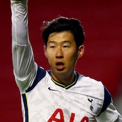 El Tottenham premia a Son