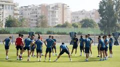 ENTRENAMIENTO DEL SPORTING DE GIJON EN M&Atilde;LAGA