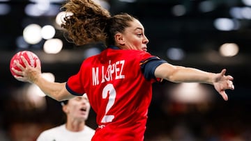 Marta López, en un ataque por el extremo.