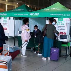 La OMS nombra a la nueva variante Ómicron y da un aviso