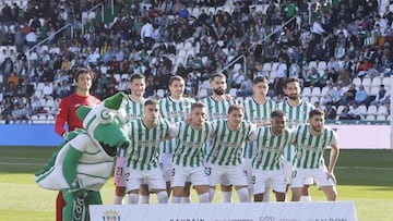 La alineación del Córdoba ante el Eibar