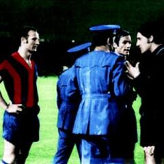 10 polémicas arbitrales a lo largo de la historia de los Clásicos