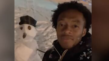 Cuadrado y su reflexión para Navidad