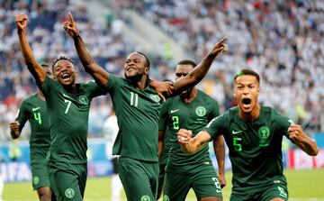 La Selección de Nigeria se quedó muy cerca de llegar a Octavos de Final en Rusia 2018. Perdió 2-0 ante una poderosa Croacia, superó por el mismo marcador a Islandia y, cuando tenía en sus manos pasar a la siguiente fase contra Argentina, Marcos Rojo anotó para terminar con sus sueños.