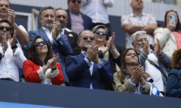 Ines Rey y Juan Carlos Escotet, en el palco de Riazor.