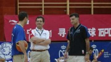 <b>DESCANSAR Y TRABAJAR.</B> Pesquera desea recuperar físicamente al equipo y corregir los errores comentidos durante la primera fase.