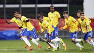 La selección brasileña tras ganar los penaltis