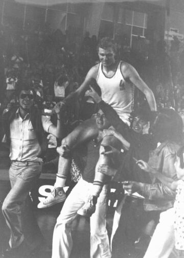 La selección de Yugoslavia fue el rival de España en la final del Eurobasket de 1973 celebrado en España. La selección española cayó derrotada por 67-78 consiguiendo, de esta forma, la medalla de plata de este europeo. Esta medalla se convirtió en la segunda medalla conseguida por parte de la selección española en un Europeo en su historia.