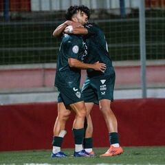 El Almería aprueba el examen