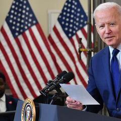 Biden firma decreto para combatir la discriminación hacia asiáticos americanos